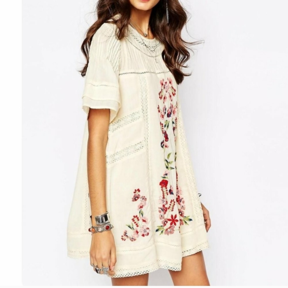 Free People Embroidered Victorian Dress Cream/ Off-white mini dress Cottagecore - Picture 3 of 14